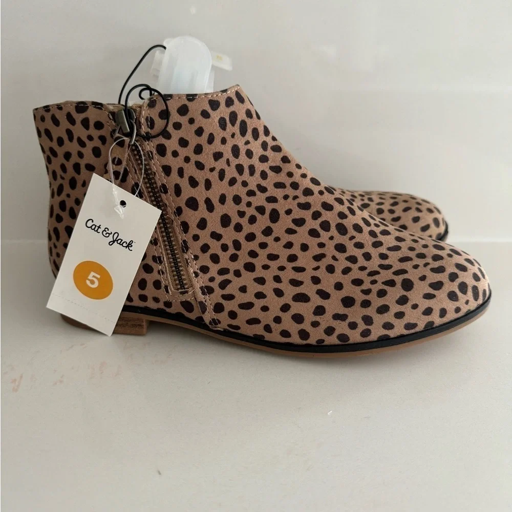 Girl’s boots leopard print booties big kid 3/4/5 cat and jack brown booties